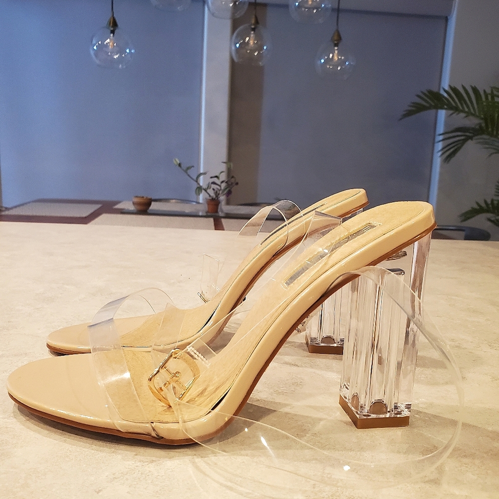 Trendy Clear Heels!
